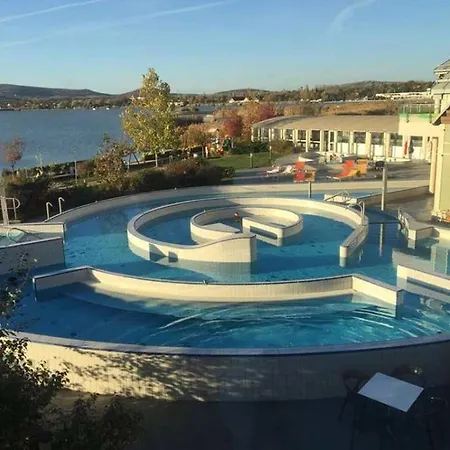 Azur Apartman * Velence