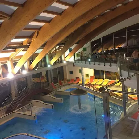 Lägenhet Azur Apartman